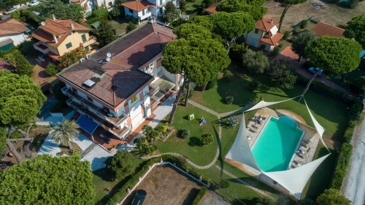 Hotel La Palma Lido di Camaiore Extérieur photo